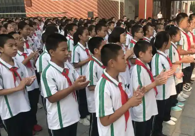 重教传统推动全社会进一步构成关心保护与尊重教师的良好氛围 重教传统推动全社会进一步构成关心保护与尊重教师的良好氛围