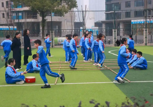 研发学科美育典型讲堂范式破解怎么教在师资与教研维度 研发学科美育典型讲堂范式破解怎么教在师资与教研维度